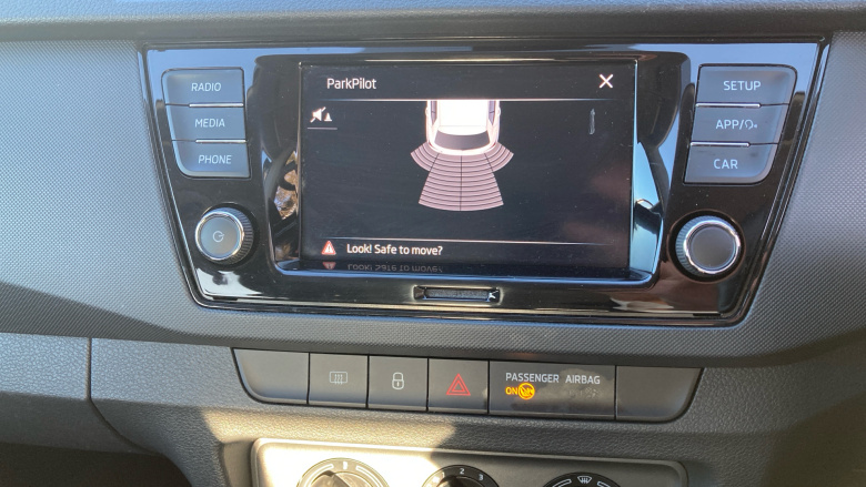 Skoda Fabia 1.0 MPI SE 5dr Petrol Hatchback